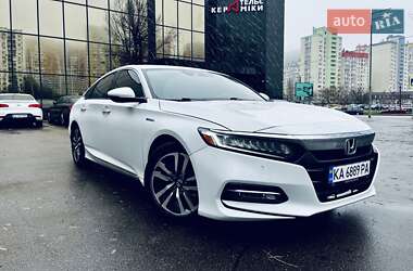 Седан Honda Accord 2019 в Киеве