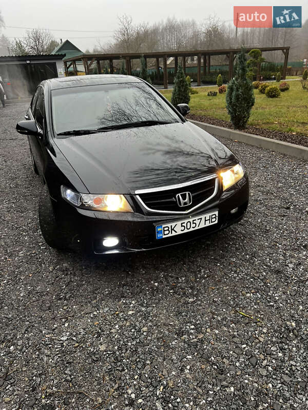 Седан Honda Accord 2003 в Славуте