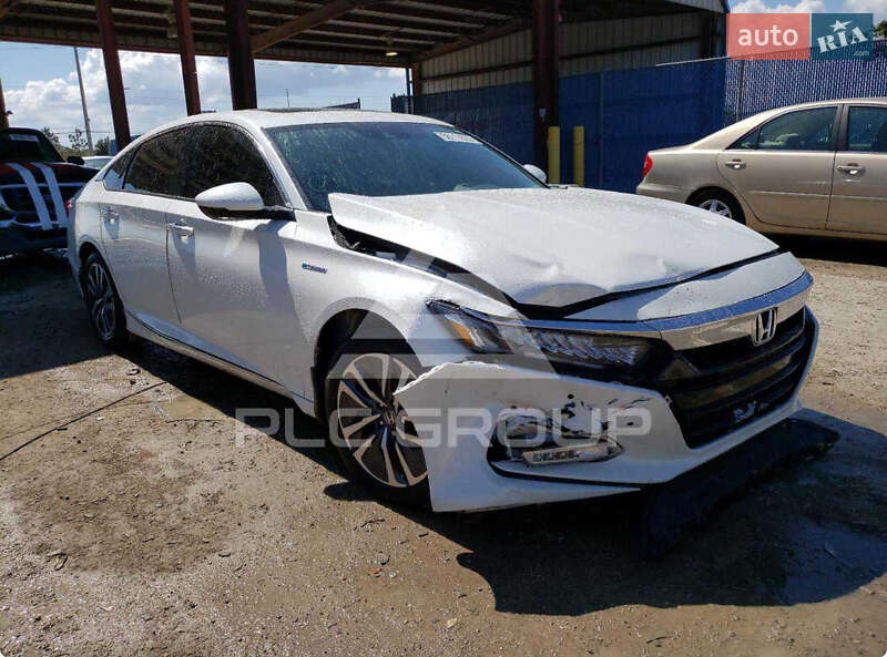 Седан Honda Accord 2019 в Киеве