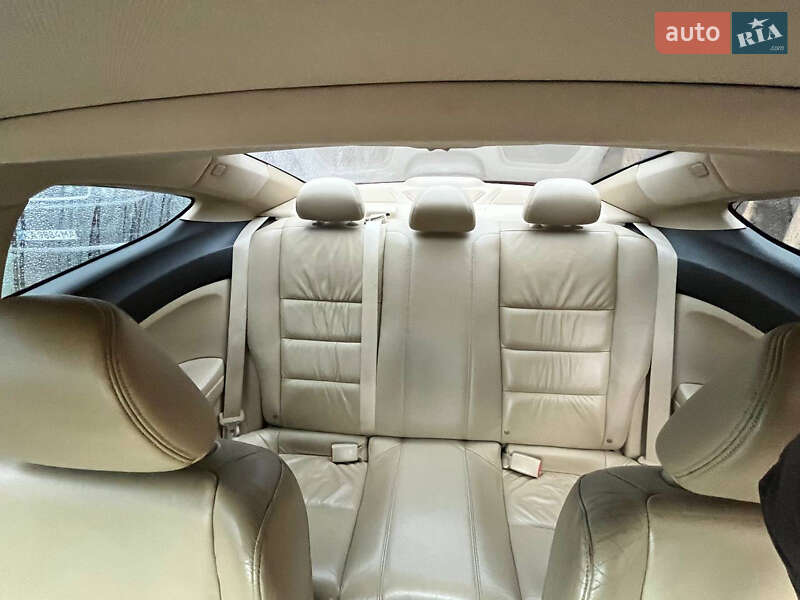 Купе Honda Accord 2008 в Киеве