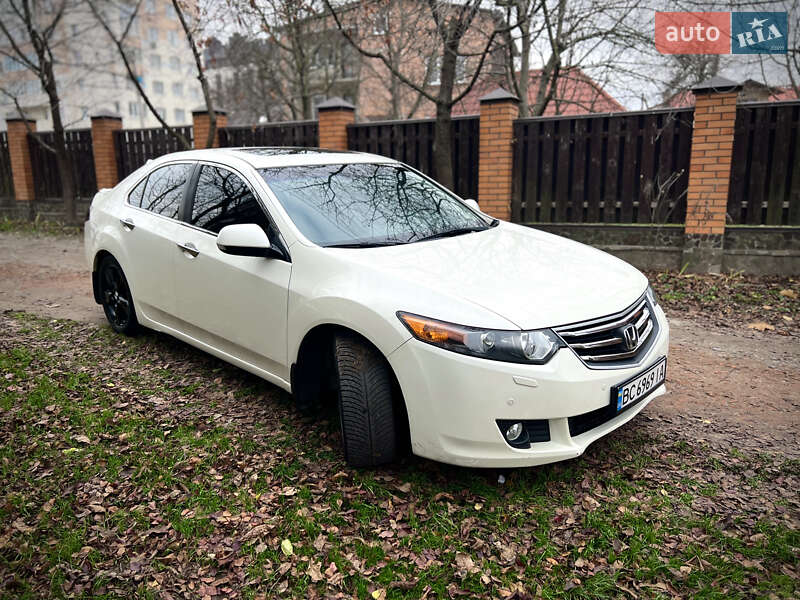 Седан Honda Accord 2010 в Львові