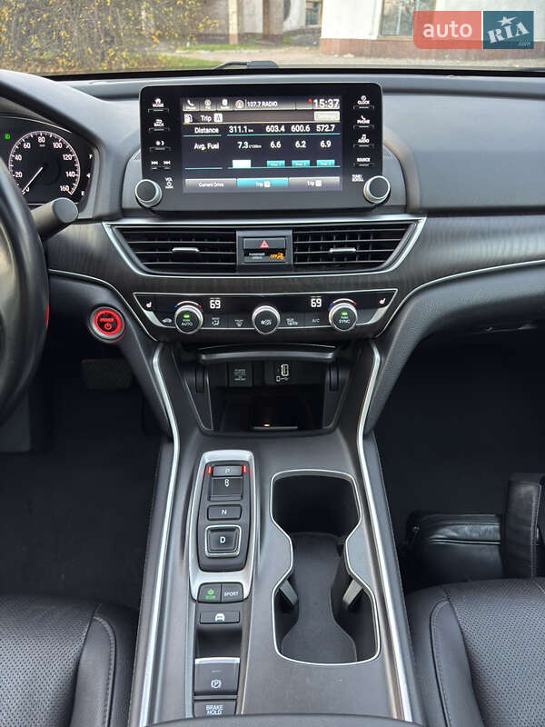 Седан Honda Accord 2020 в Днепре