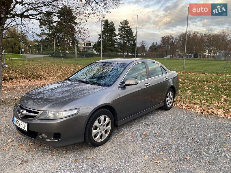 Седан Honda Accord 2008 в Киеве