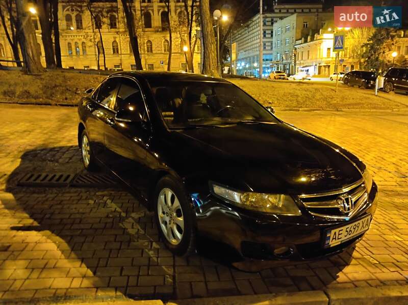 Седан Honda Accord 2006 в Днепре