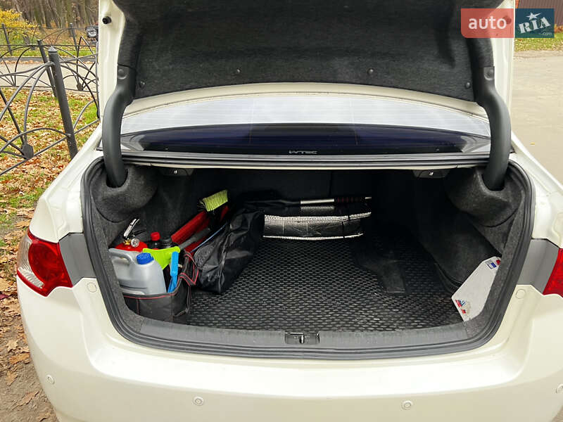 Седан Honda Accord 2008 в Киеве