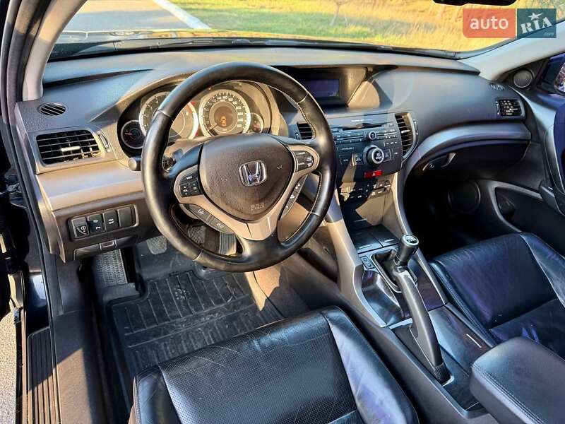 Седан Honda Accord 2008 в Киеве