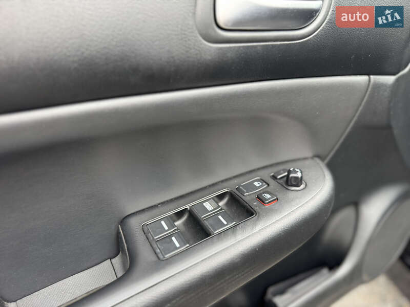 Седан Honda Accord 2007 в Києві