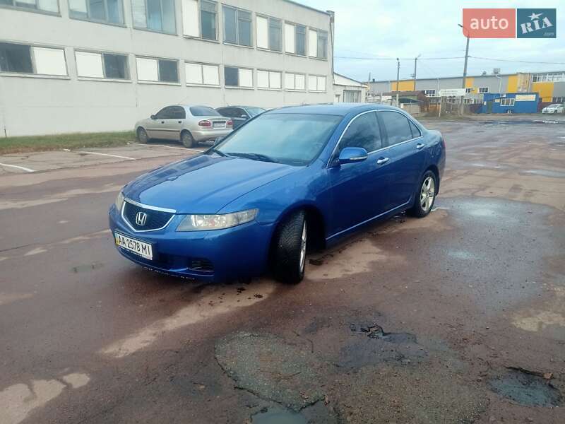 Седан Honda Accord 2004 в Чернігові