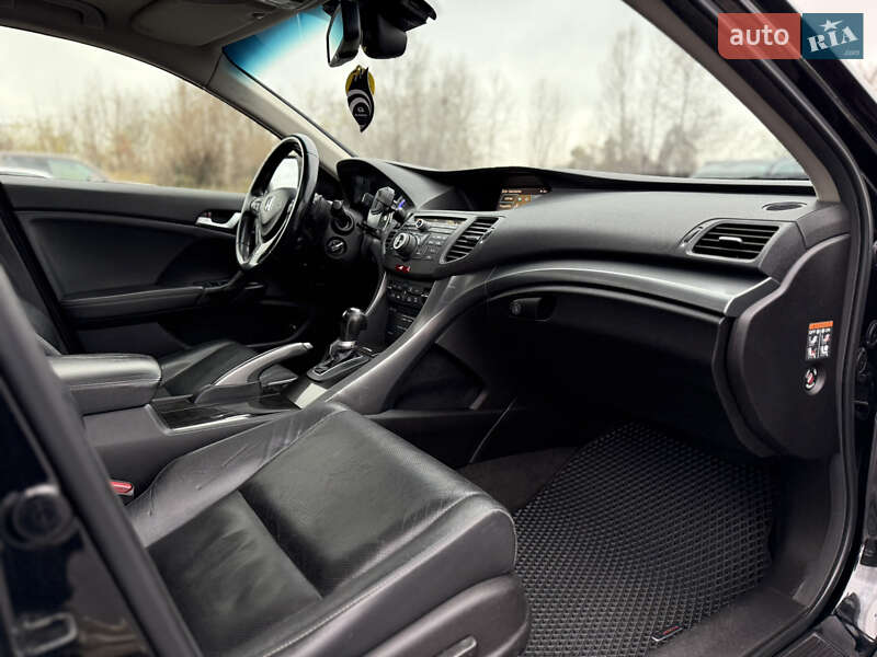 Седан Honda Accord 2011 в Киеве