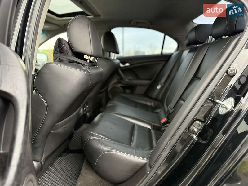 Седан Honda Accord 2011 в Киеве