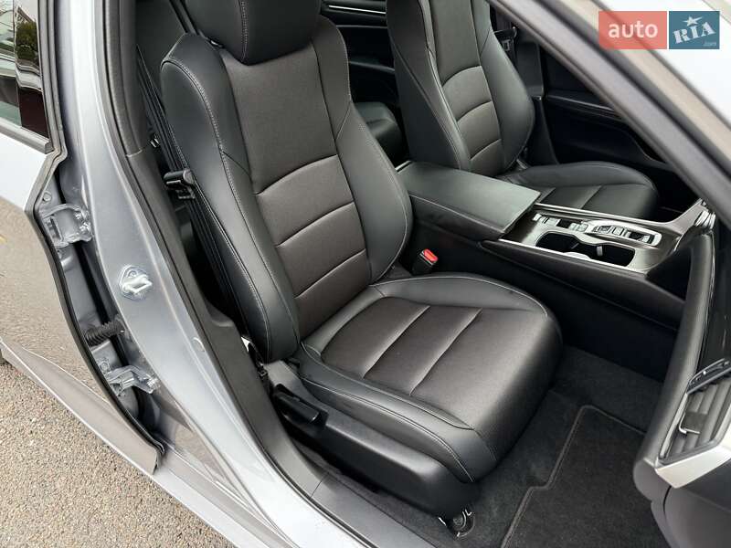 Седан Honda Accord 2022 в Киеве