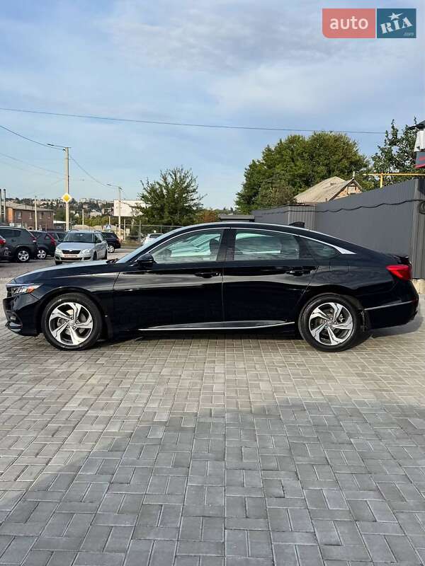 Седан Honda Accord 2019 в Кропивницком