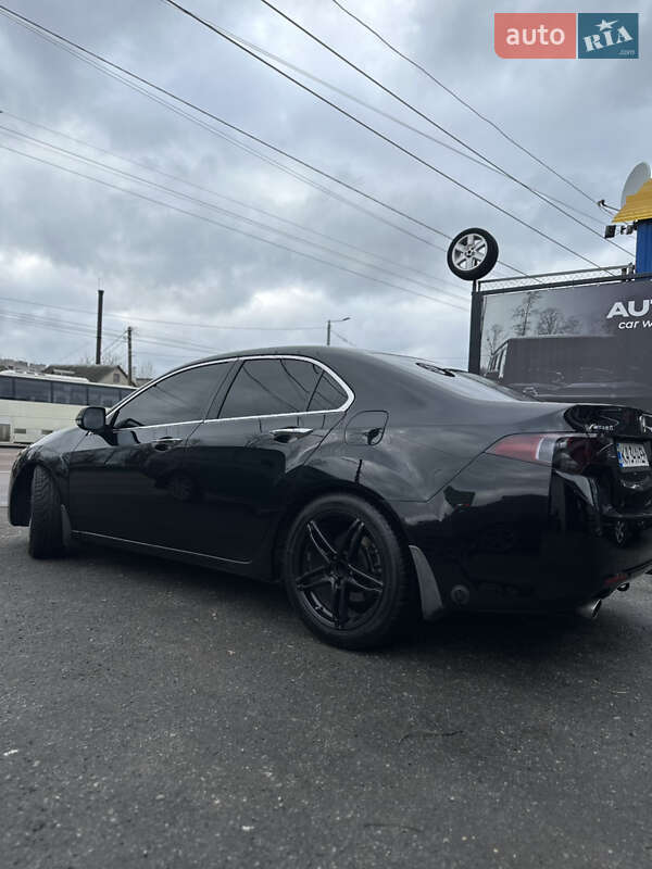 Седан Honda Accord 2010 в Житомире