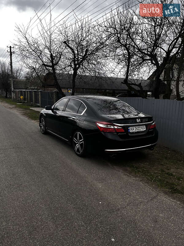 Седан Honda Accord 2015 в Киеве фото 2 Седан Honda Accord 2015 в Киеве