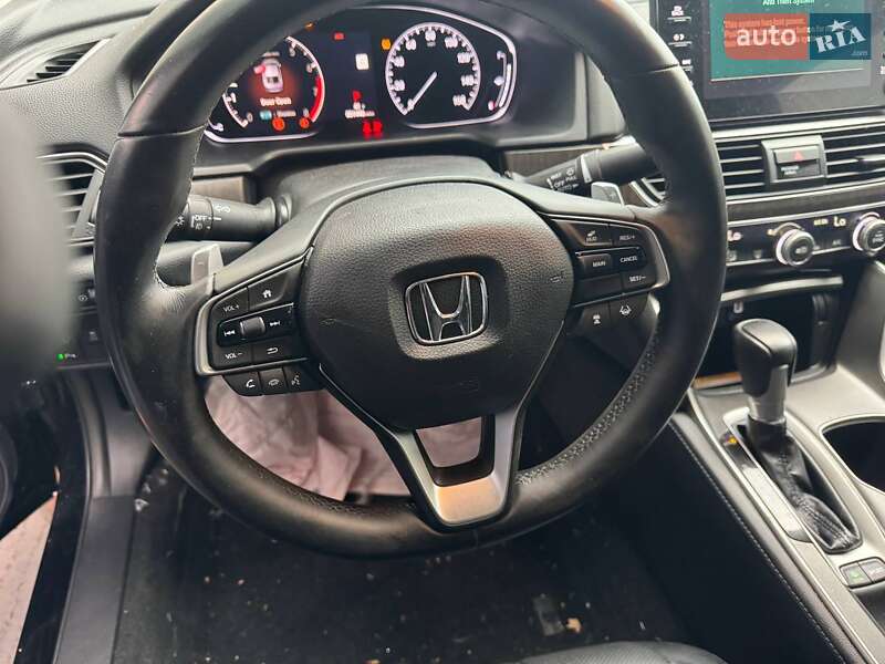 Седан Honda Accord 2018 в Львове