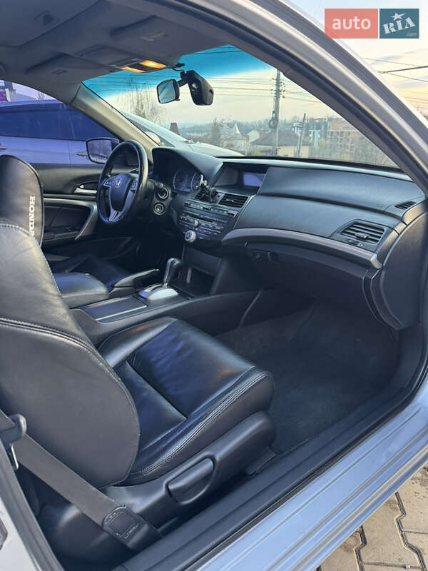 Купе Honda Accord 2008 в Чернівцях фото 20 Купе Honda Accord 2008 в Чернівцях