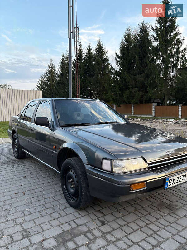 Седан Honda Accord 1988 в Барановке