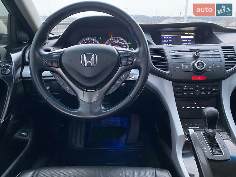 Седан Honda Accord 2011 в Полтаві