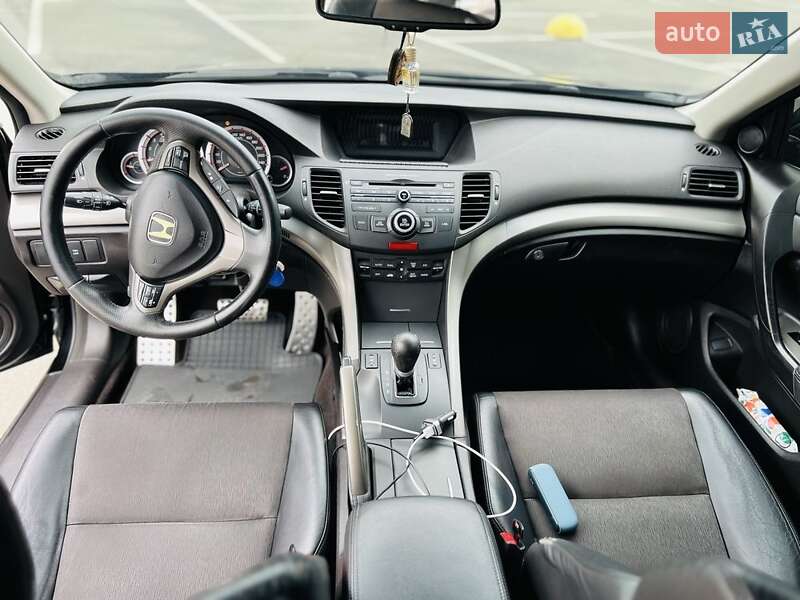 Седан Honda Accord 2008 в Киеве