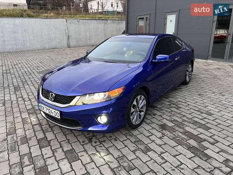 Купе Honda Accord 2012 в Малине