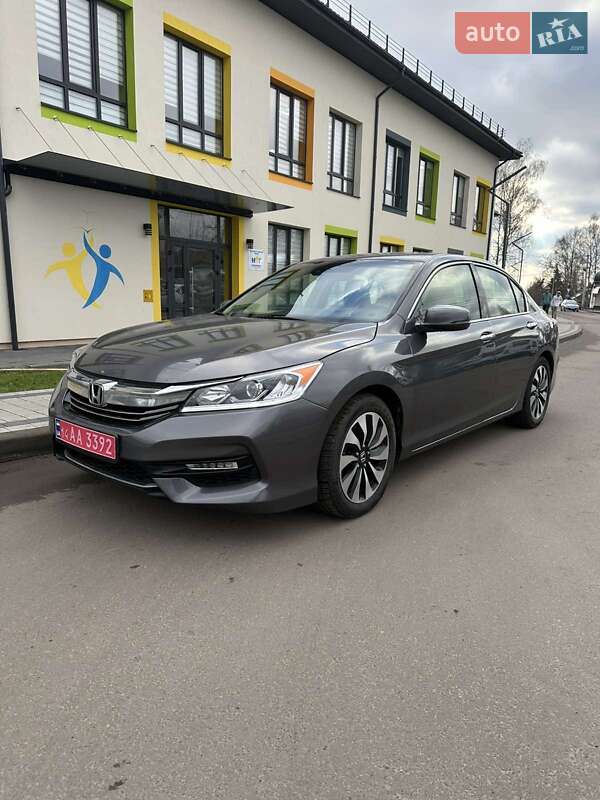 Седан Honda Accord 2017 в Львові