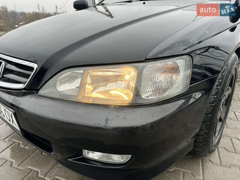 Седан Honda Accord 2001 в Львове