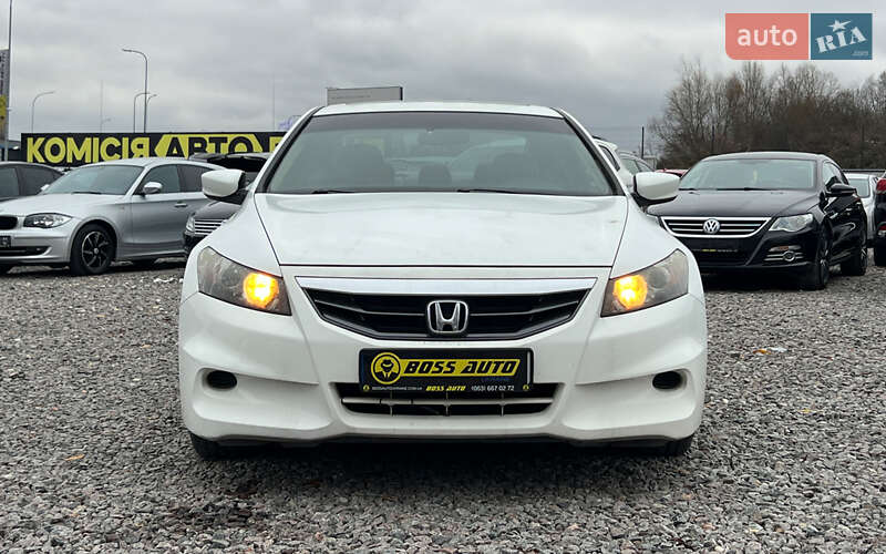 Купе Honda Accord 2012 в Львові