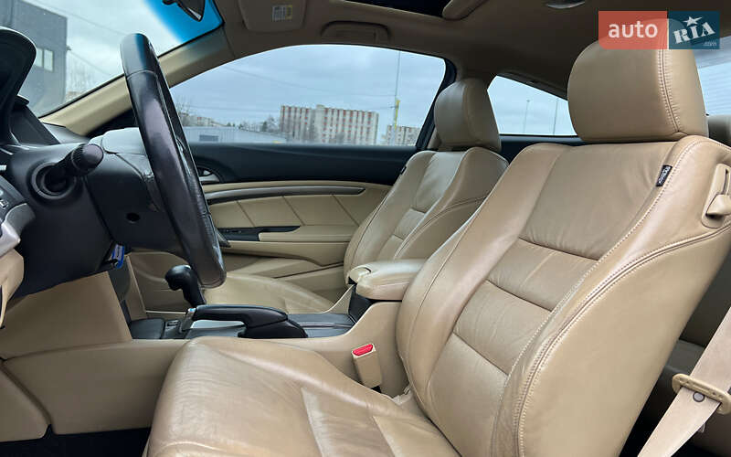 Купе Honda Accord 2012 в Львові