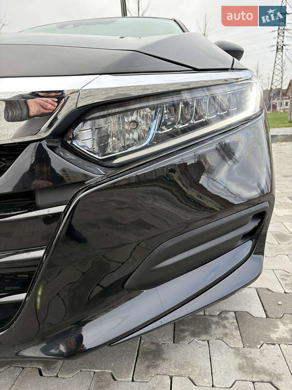 Седан Honda Accord 2020 в Буче
