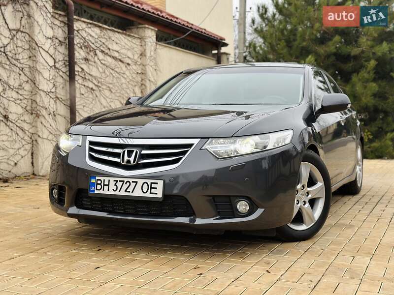 Honda Accord 2011