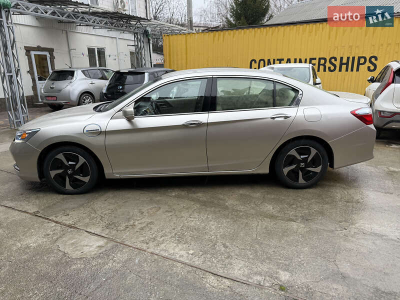 Седан Honda Accord 2014 в Умані