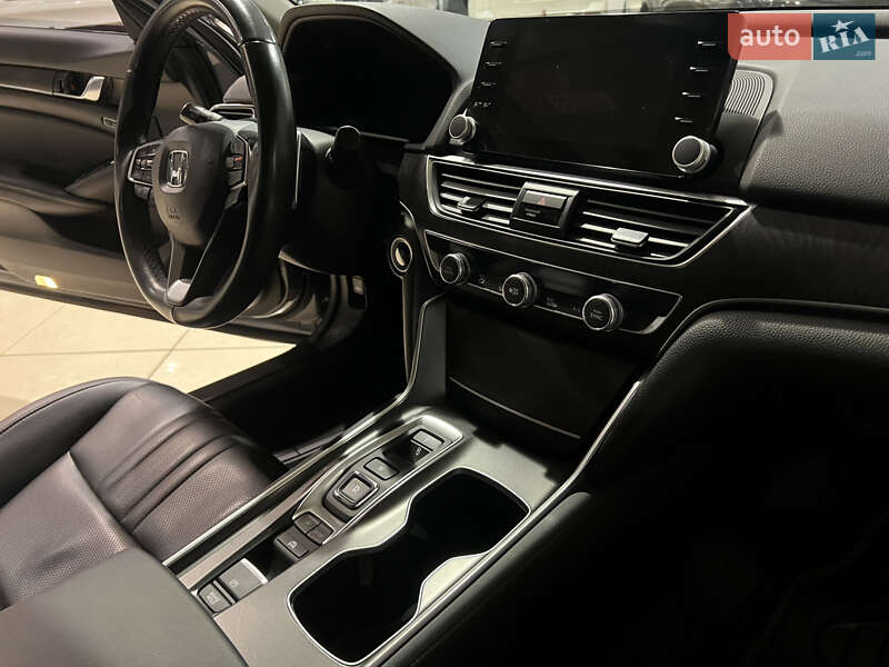 Седан Honda Accord 2021 в Одессе