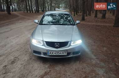 Седан Honda Accord 2004 в Вараше