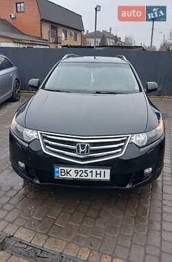 Универсал Honda Accord 2010 в Томашгороде