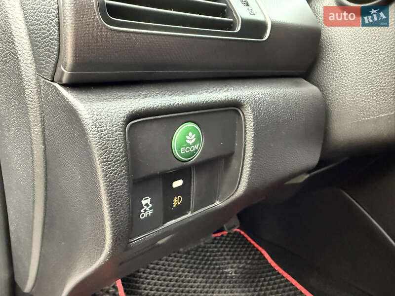 Седан Honda Accord 2015 в Одессе