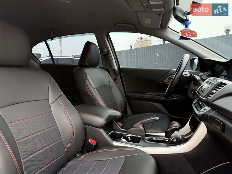 Седан Honda Accord 2015 в Одессе