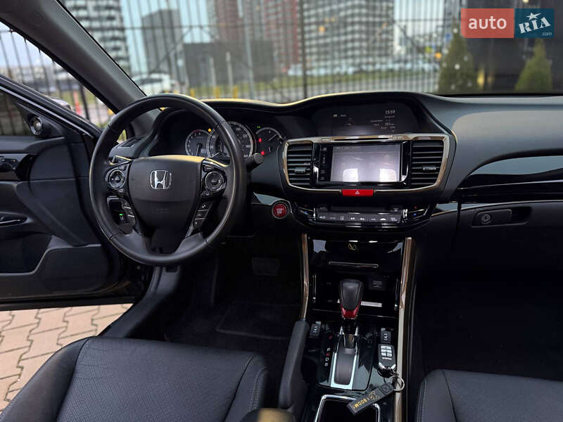 Седан Honda Accord 2017 в Києві фото 15 Седан Honda Accord 2017 в Києві