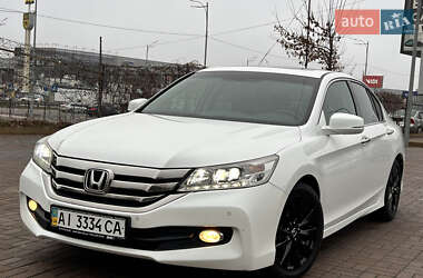 Седан Honda Accord 2014 в Киеве