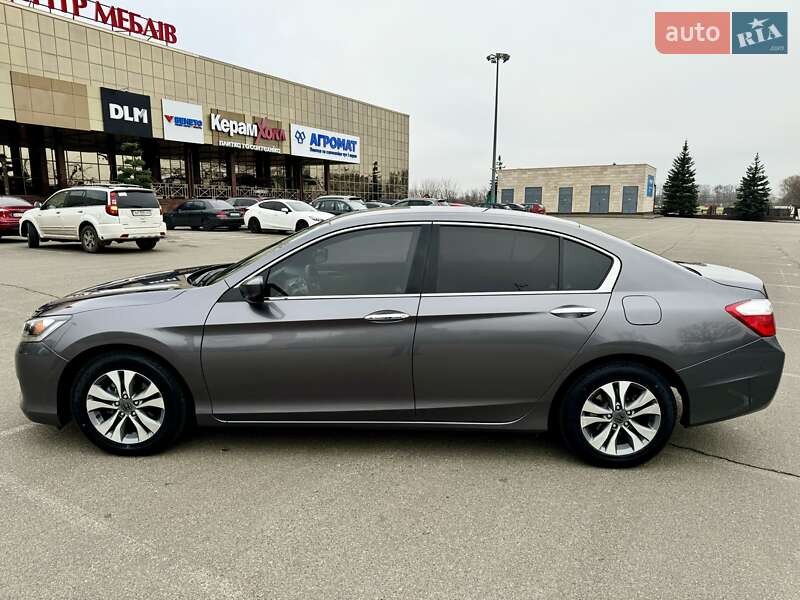 Седан Honda Accord 2015 в Киеве фото 9 Седан Honda Accord 2015 в Киеве