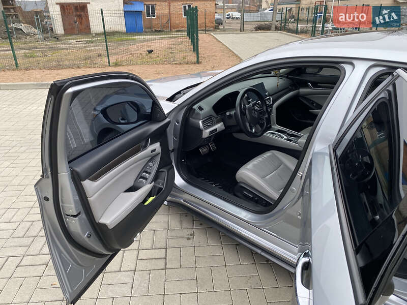 Седан Honda Accord 2017 в Житомире