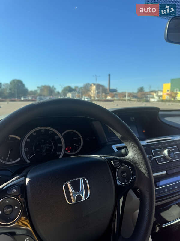 Седан Honda Accord 2017 в Житомирі