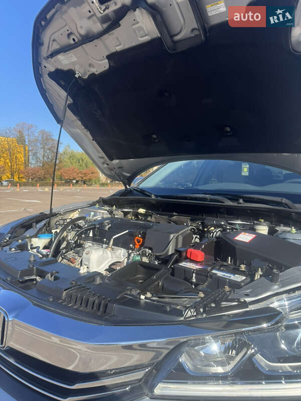 Седан Honda Accord 2017 в Житомирі