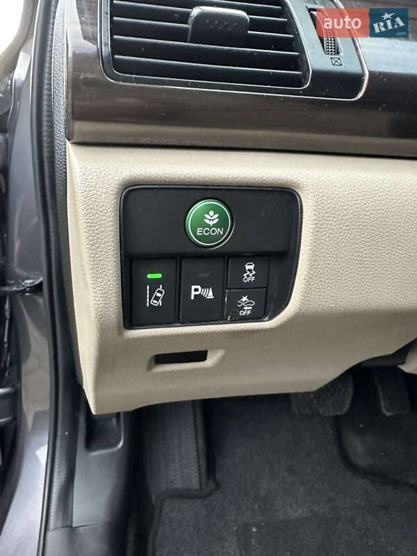 Седан Honda Accord 2016 в Львове