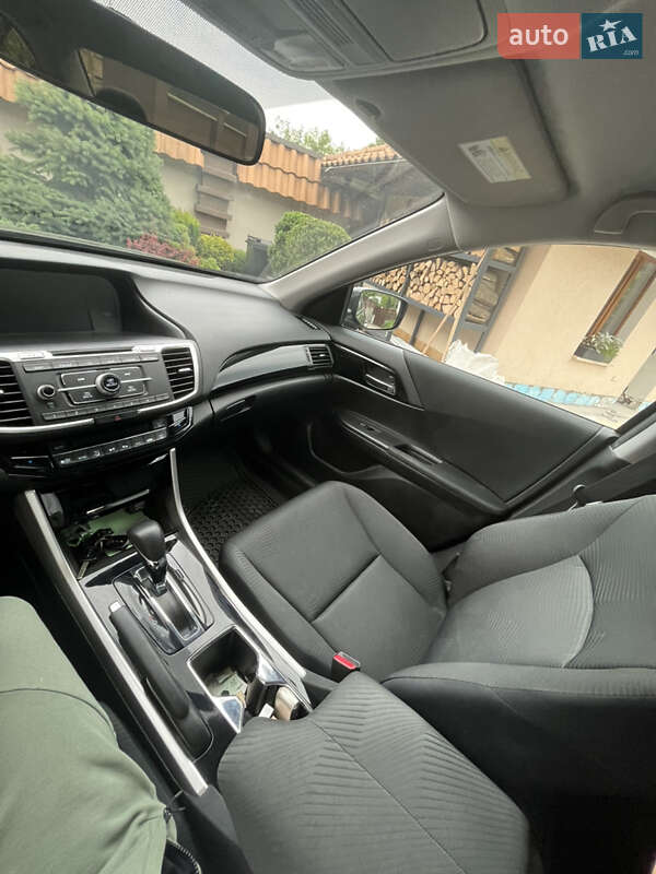 Седан Honda Accord 2016 в Вінниці