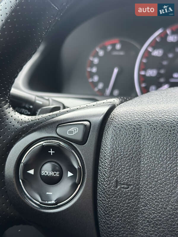 Купе Honda Accord 2013 в Киеве фото 8 Купе Honda Accord 2013 в Киеве