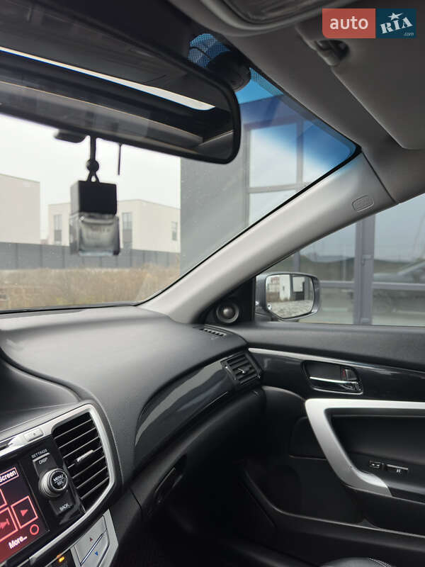 Купе Honda Accord 2013 в Киеве фото 23 Купе Honda Accord 2013 в Киеве
