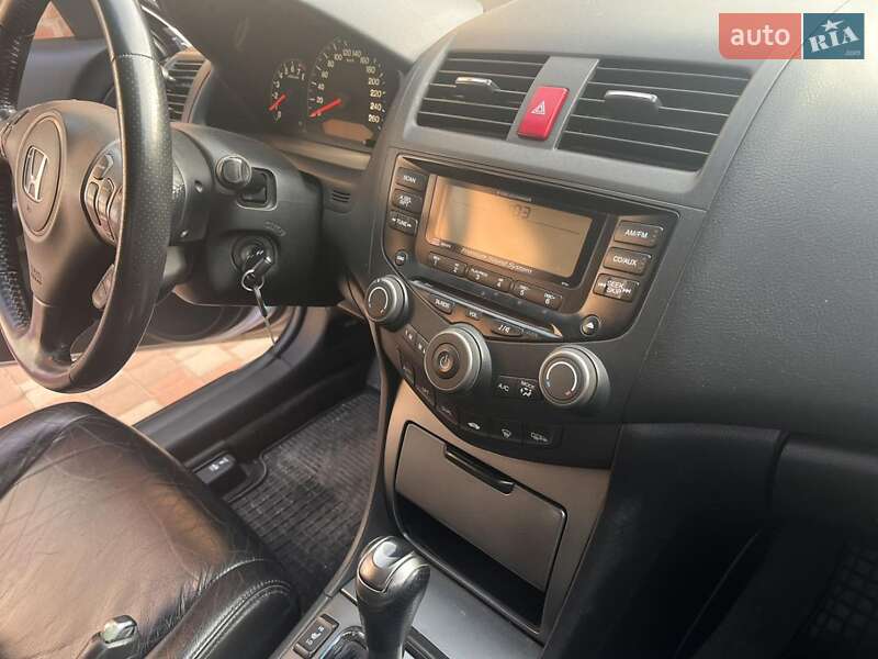 Седан Honda Accord 2006 в Кропивницькому