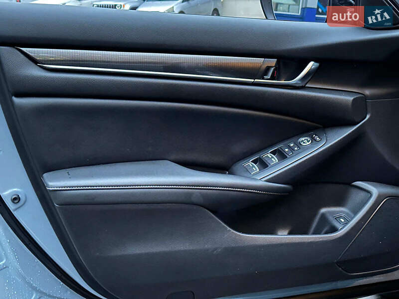 Седан Honda Accord 2022 в Одесі