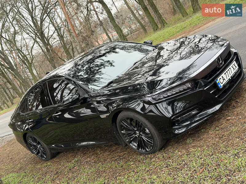 Седан Honda Accord 2018 в Черкасах