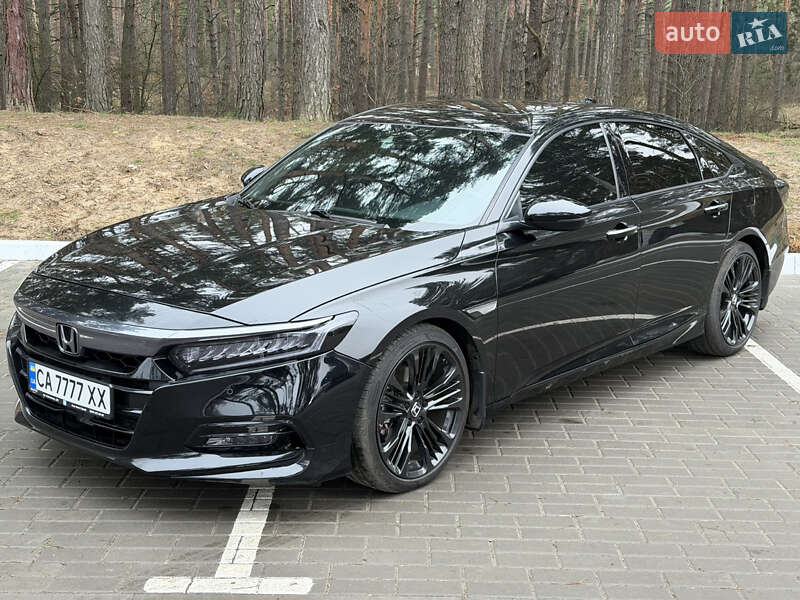 Седан Honda Accord 2018 в Черкасах